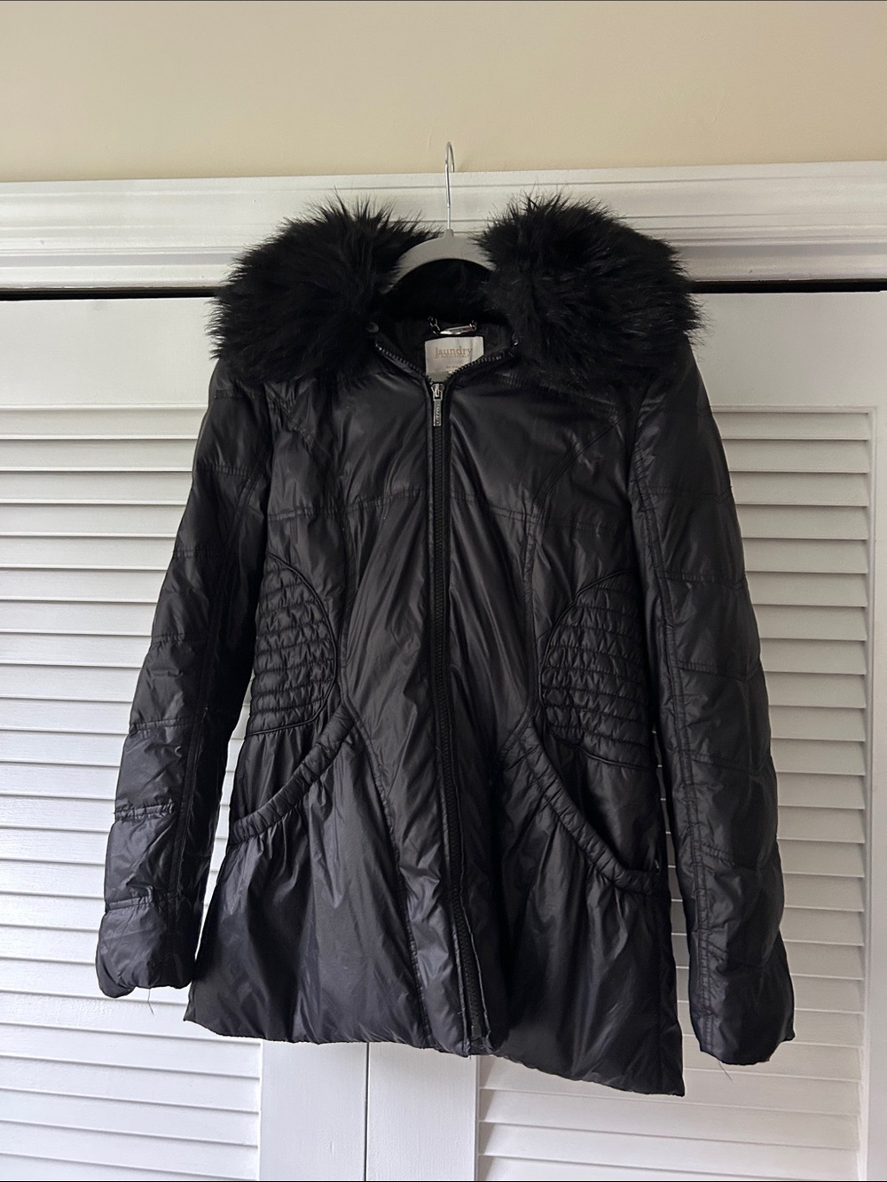Laundry By Shelli Segal Black Quilted Puffer Coat with Faux Fur Hood